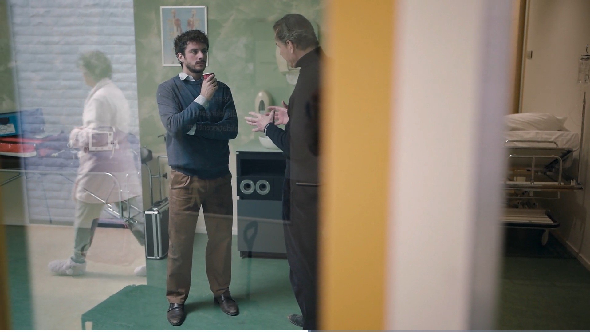 Ludo overtuigt Andrea dat hij Stefano een alibi verschaft